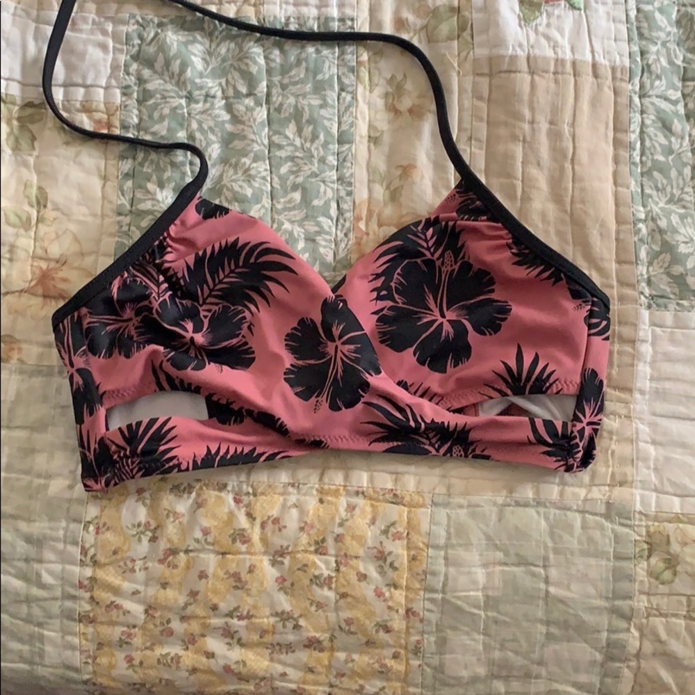 Really cute Victoria secret pink bathing suit top.